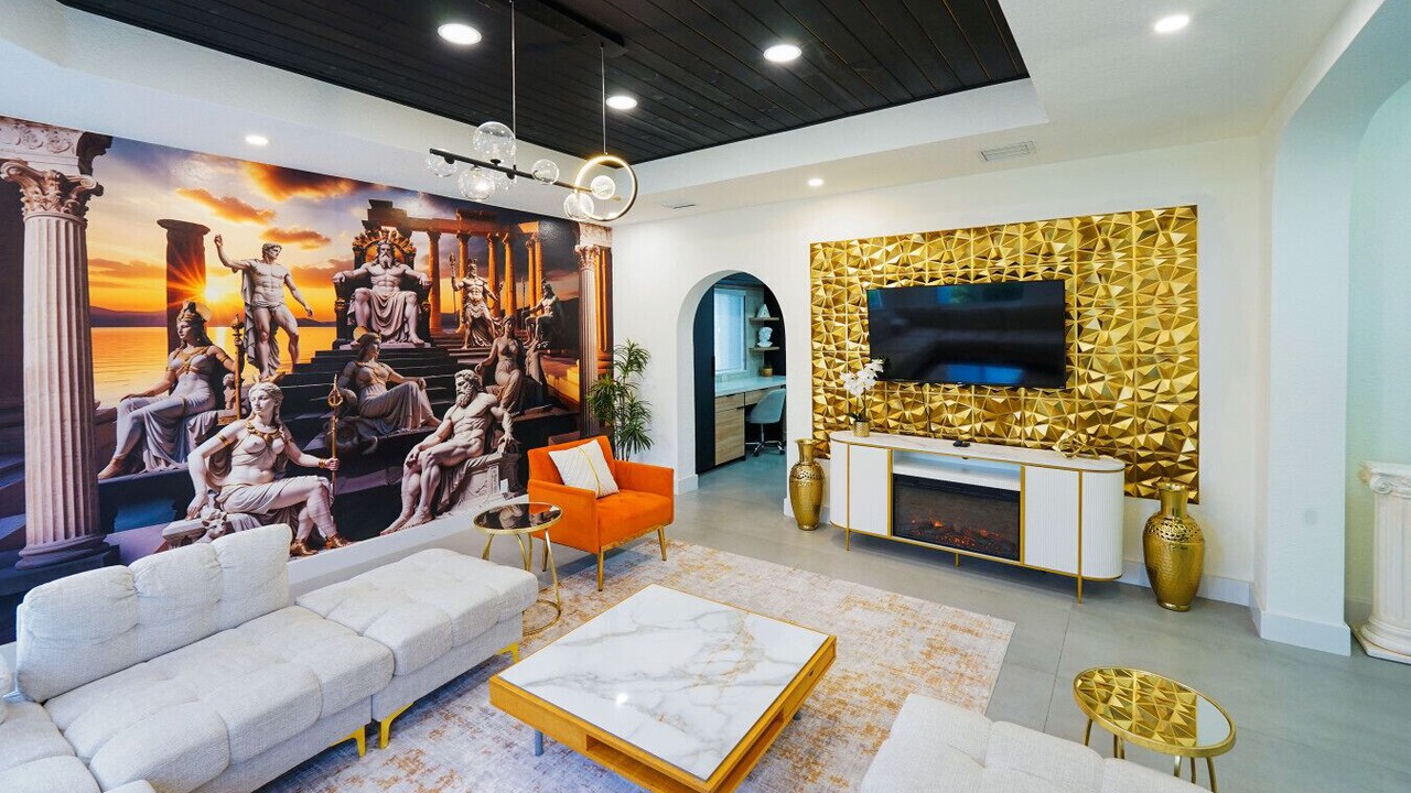 Photo of Livingroom in Lauderdale Beach