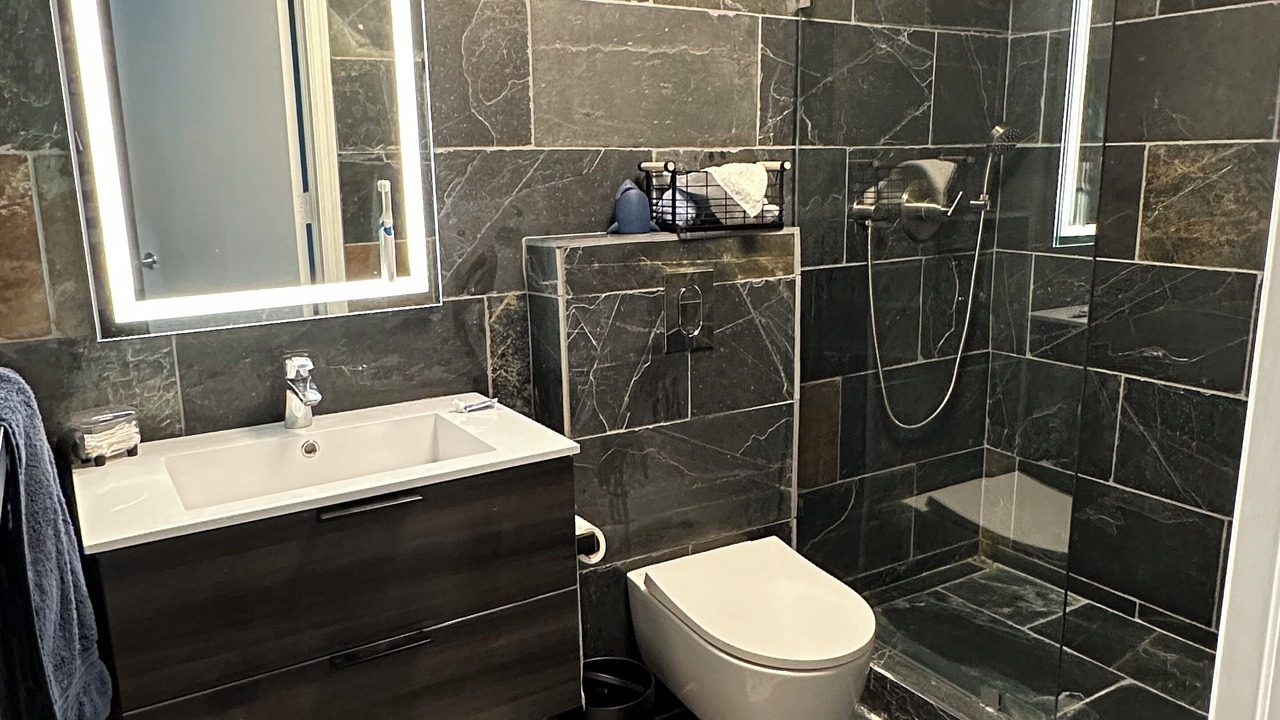 Photo of Bathroom in North Bay Village