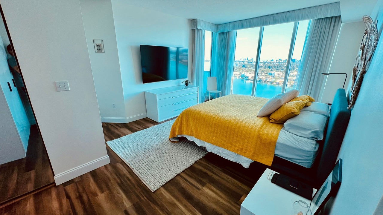 Photo of Bedroom in North Bay Village