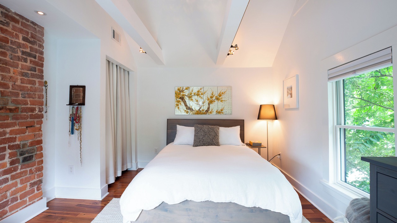 Photo of Bedroom in Belmont
