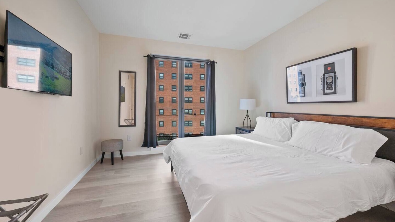 Photo of Bedroom in Newark