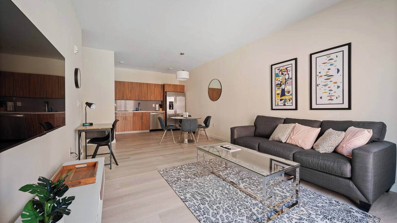 Photo of Livingroom in Newark