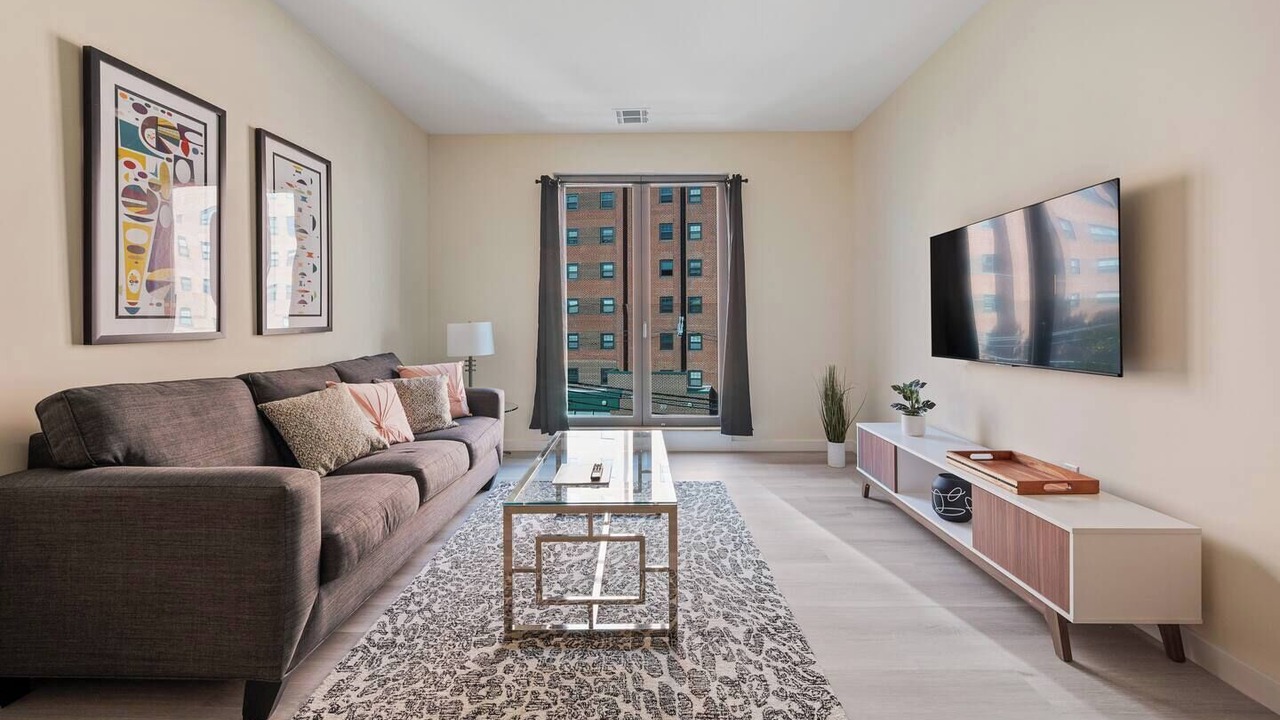 Photo of Livingroom in Newark