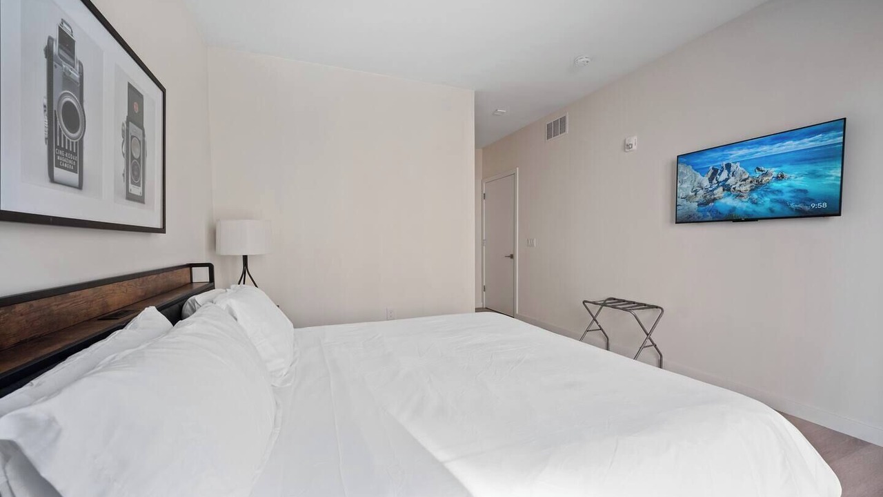 Photo of Bedroom in Newark