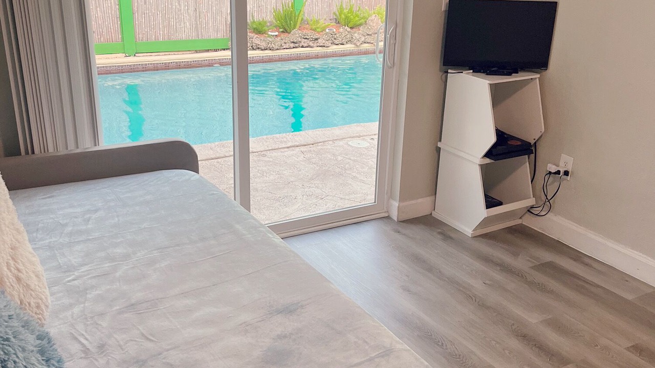 Photo of Bedroom in Davie