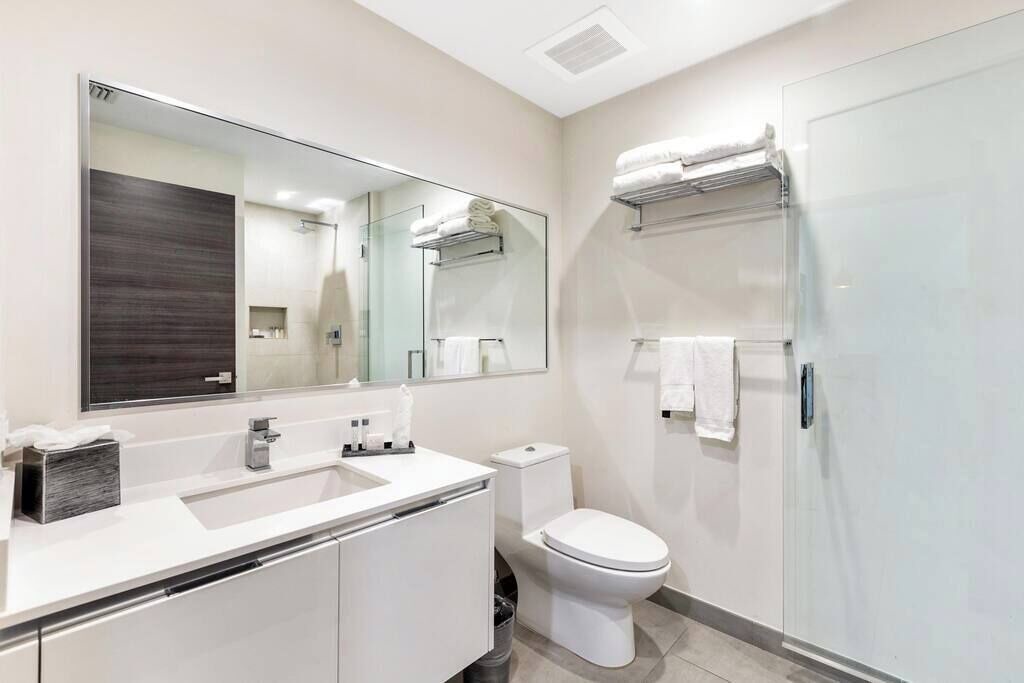 Photo of Bathroom in Hollywood