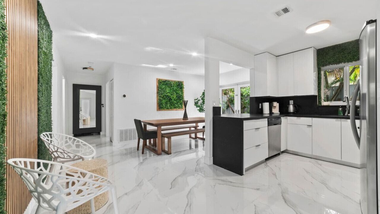 Photo of Kitchen in North Central Hollywood