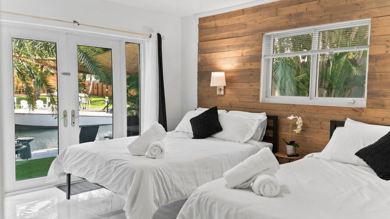 Photo of Bedroom in North Central Hollywood