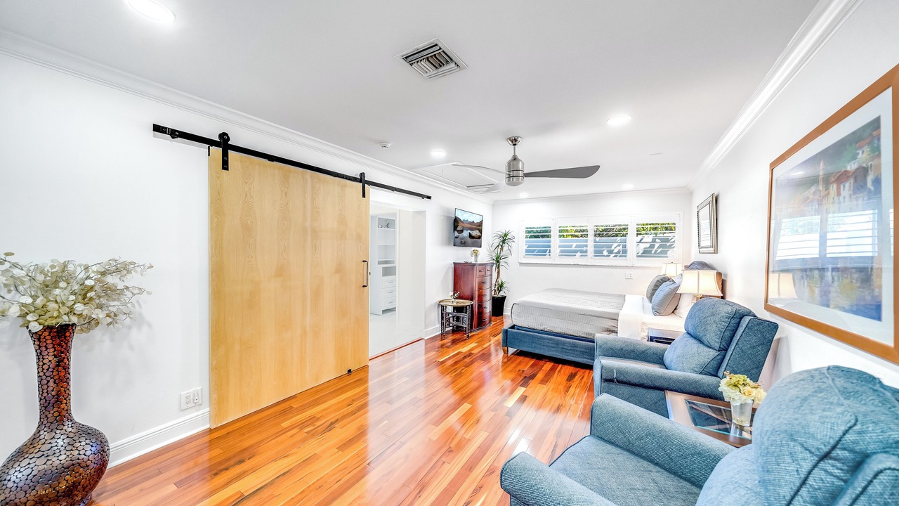 Photo of Bedroom in Lighthouse Point