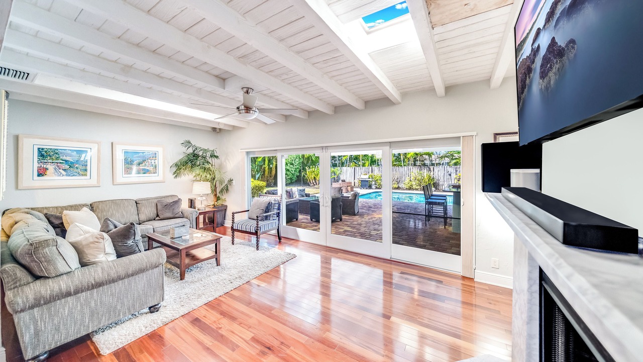 Photo of Livingroom in Lighthouse Point