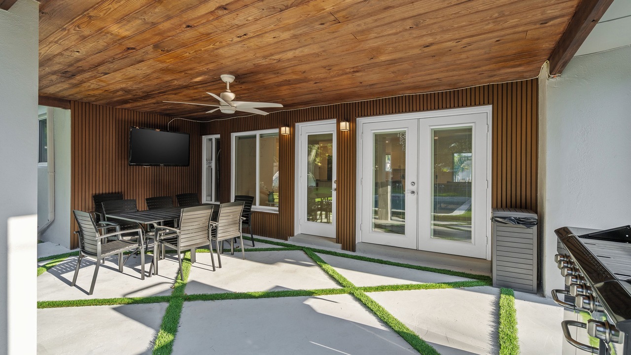 Photo of Outdoor in North Miami