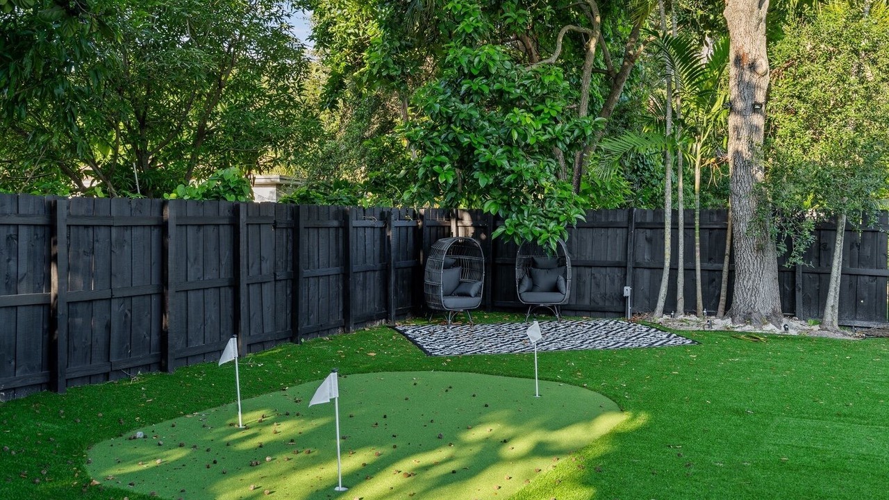 Photo of Outdoor in North Miami