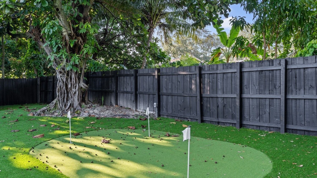 Photo of Outdoor in North Miami