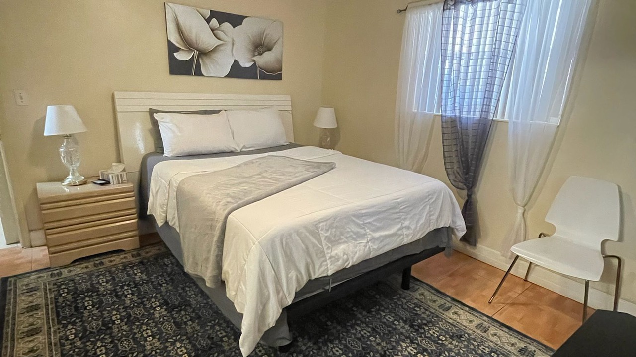 Photo of Bedroom in Highland Garden