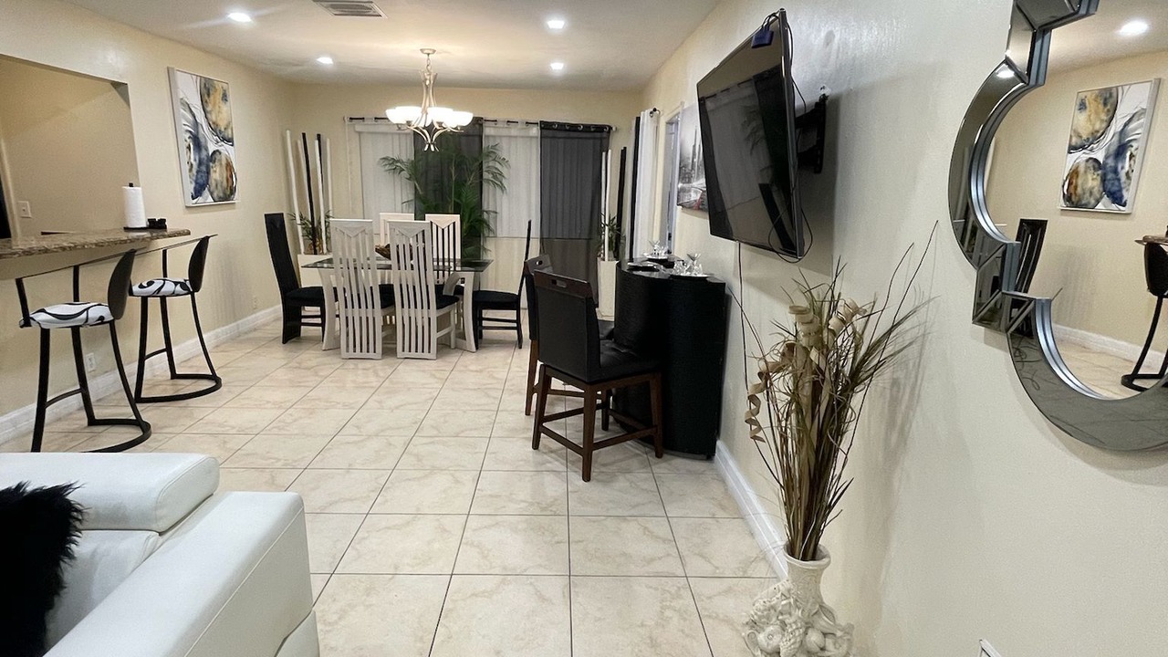 Photo of Livingroom in Highland Garden