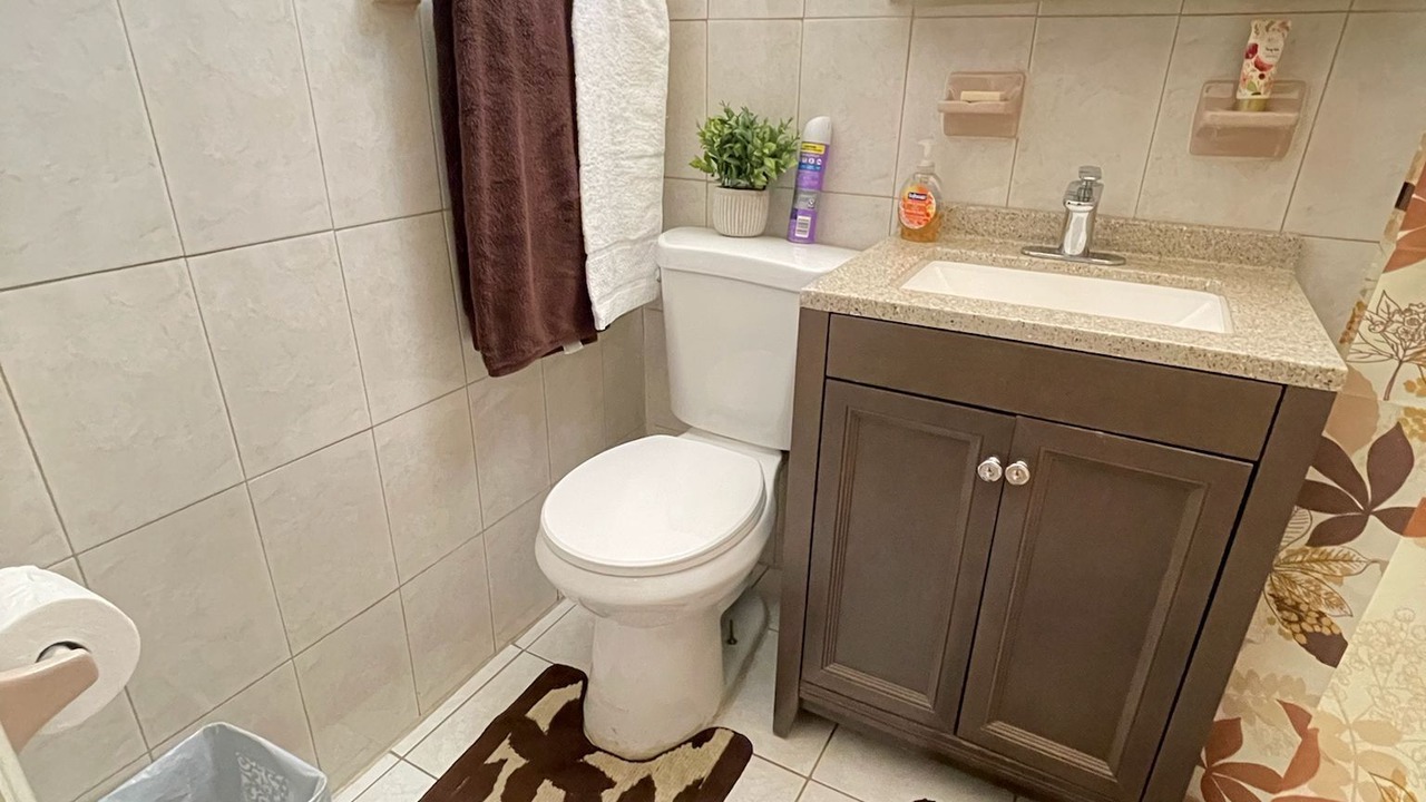 Photo of Bathroom in Highland Garden