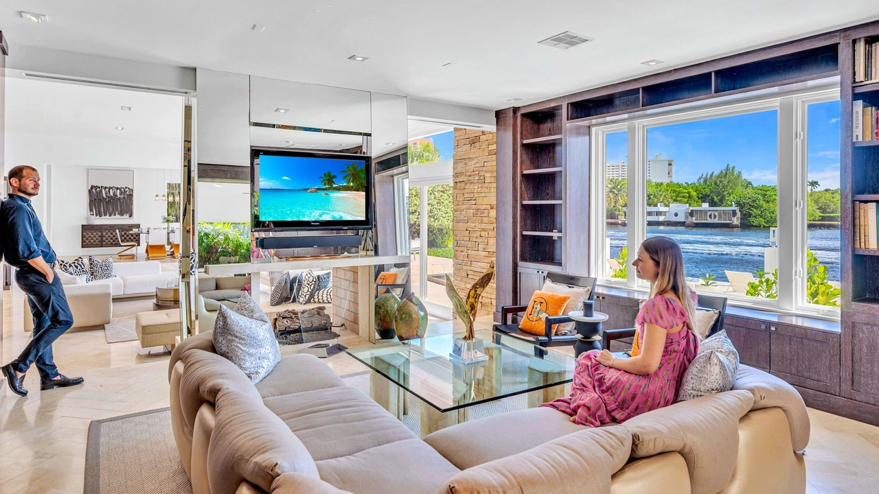 Photo of Livingroom in Coral Ridge
