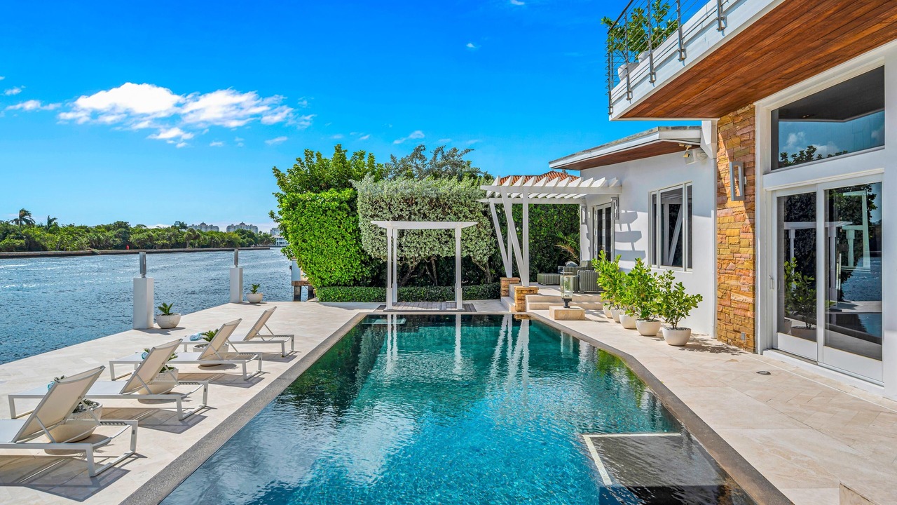 Photo of Outdoor in Coral Ridge