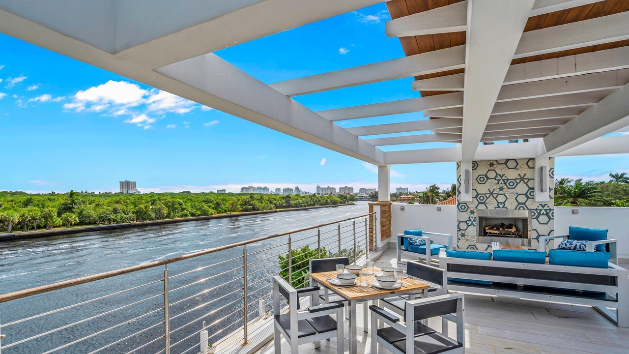 Photo of Outdoor in Coral Ridge