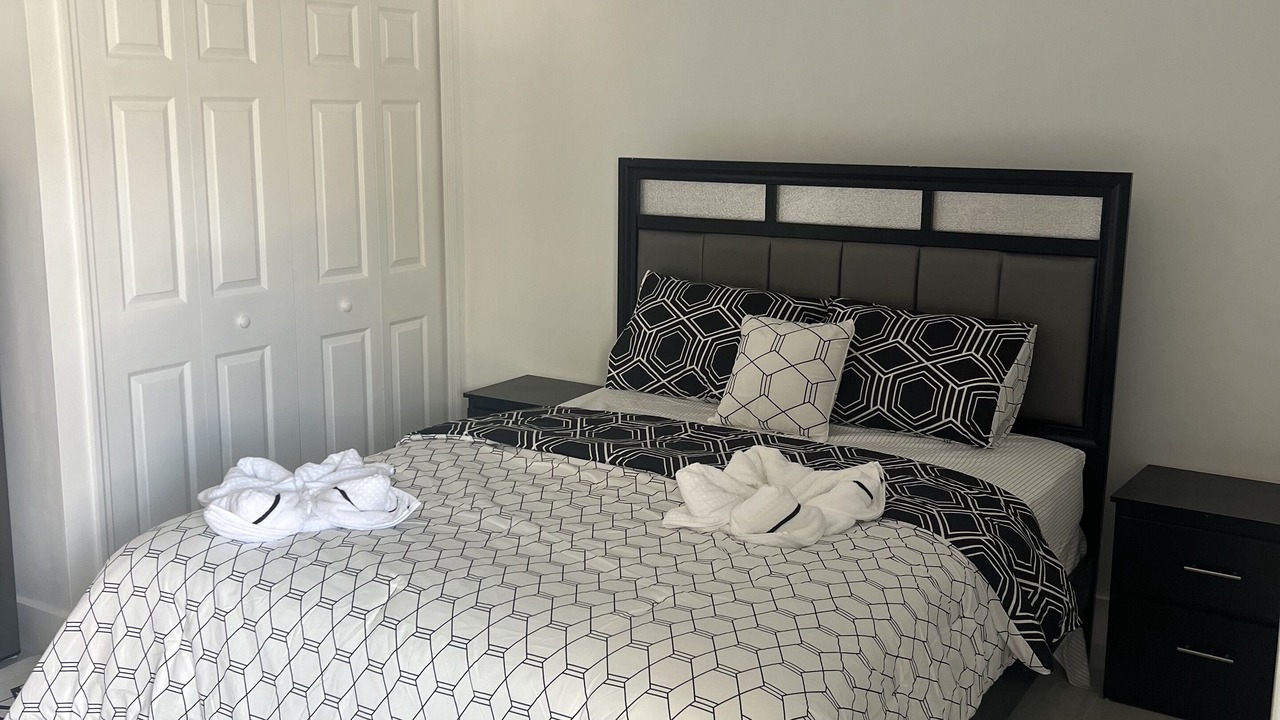 Photo of Bedroom in Miami Gardens
