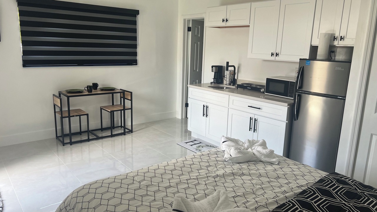 Photo of Bedroom in Miami Gardens