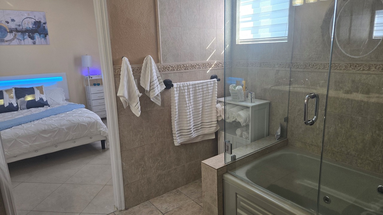 Photo of Bathroom in Hialeah