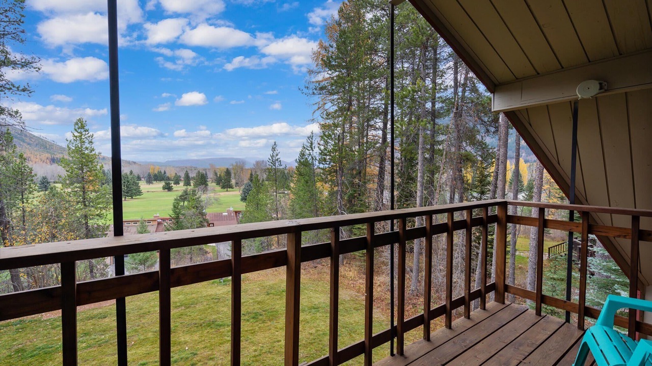 Photo of Patio Balcony in West Glacier