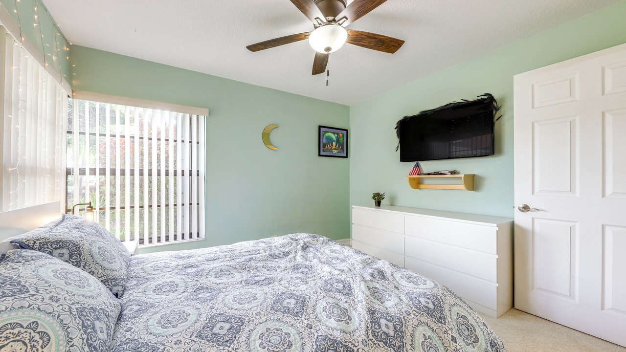 Photo of Bedroom in Sunrise