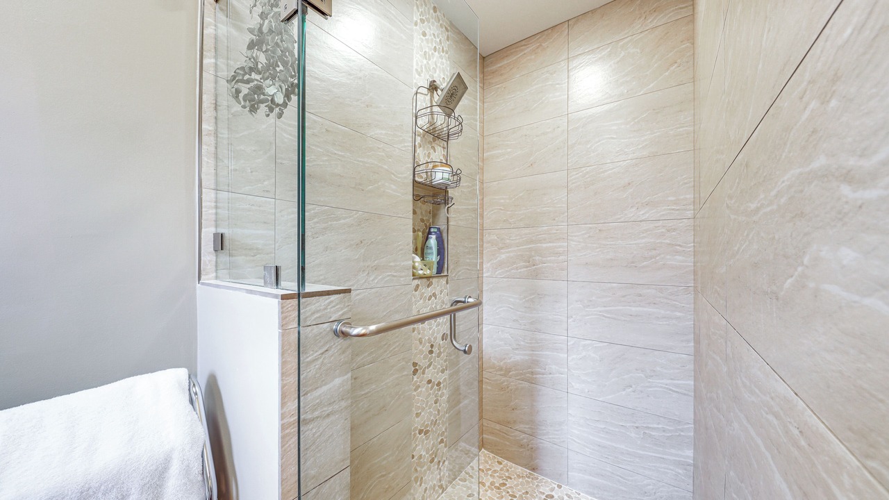 Photo of Bathroom in Sunrise