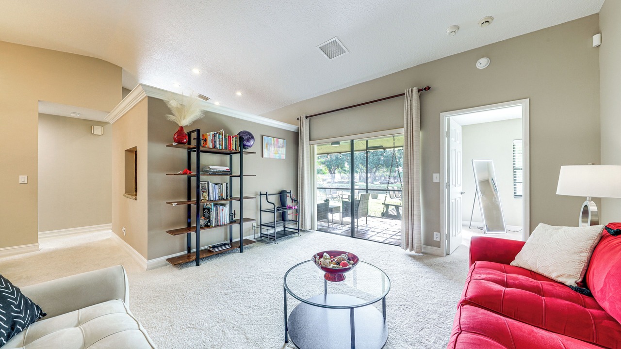 Photo of Bedroom in Sunrise