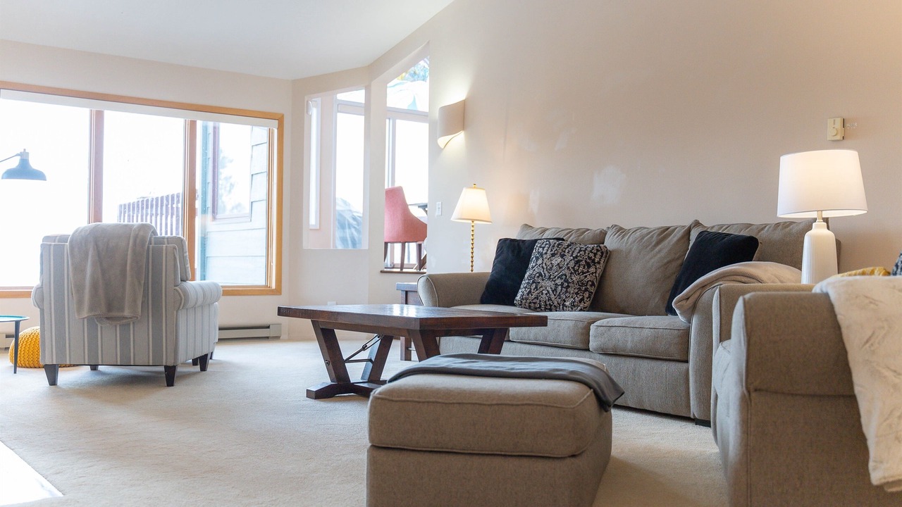 Photo of Livingroom in Lakeside