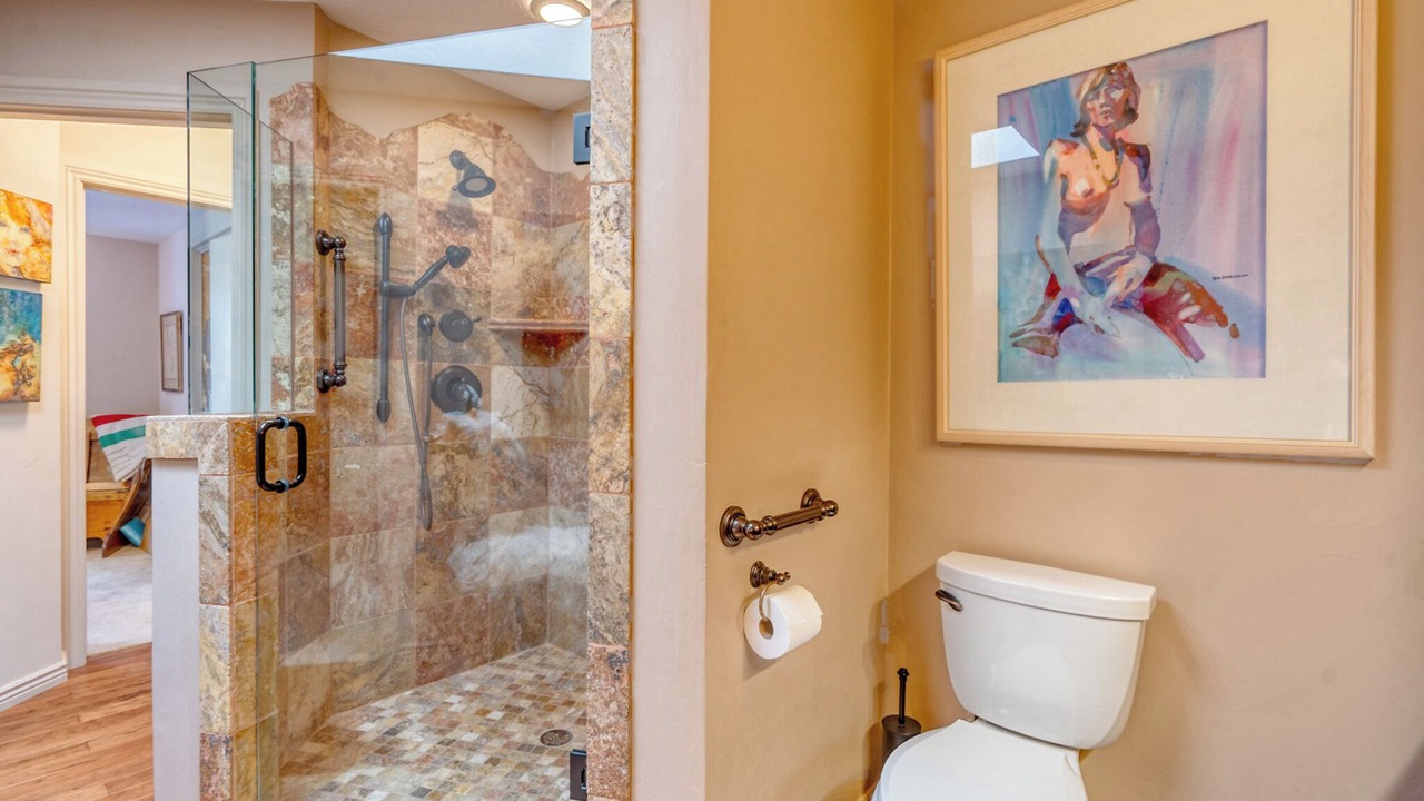 Photo of Bathroom in Lakeside