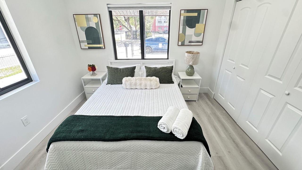 Photo of Bedroom in Allapattah