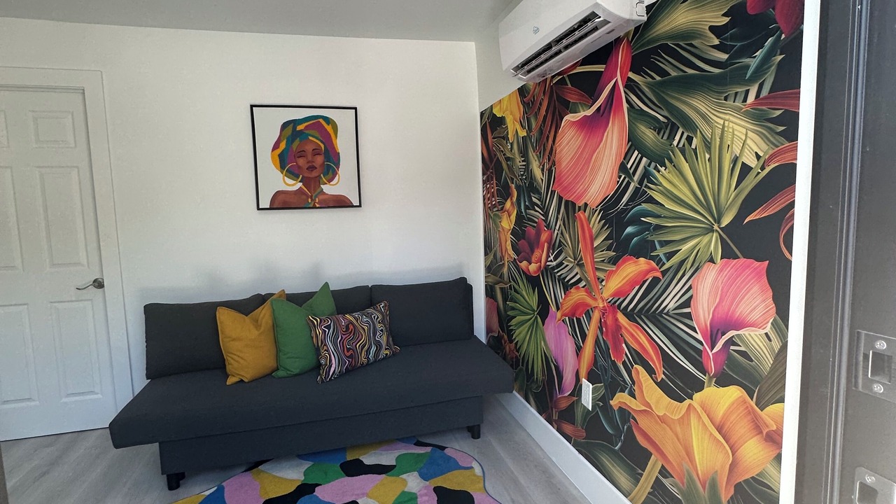 Photo of Livingroom in Allapattah