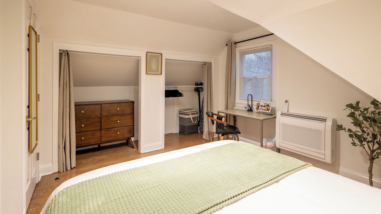 Photo of Bedroom in Bloomfield