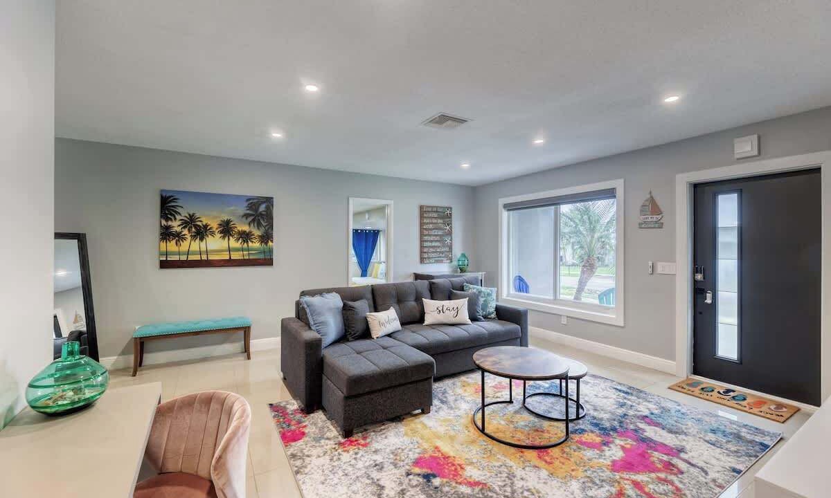 Photo of Livingroom in Dania Beach