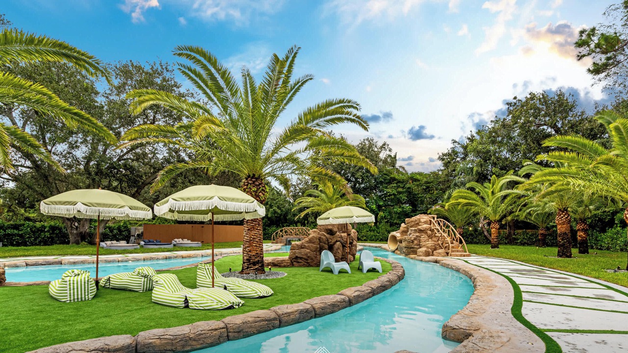 Photo of Outdoor in Golden Glades