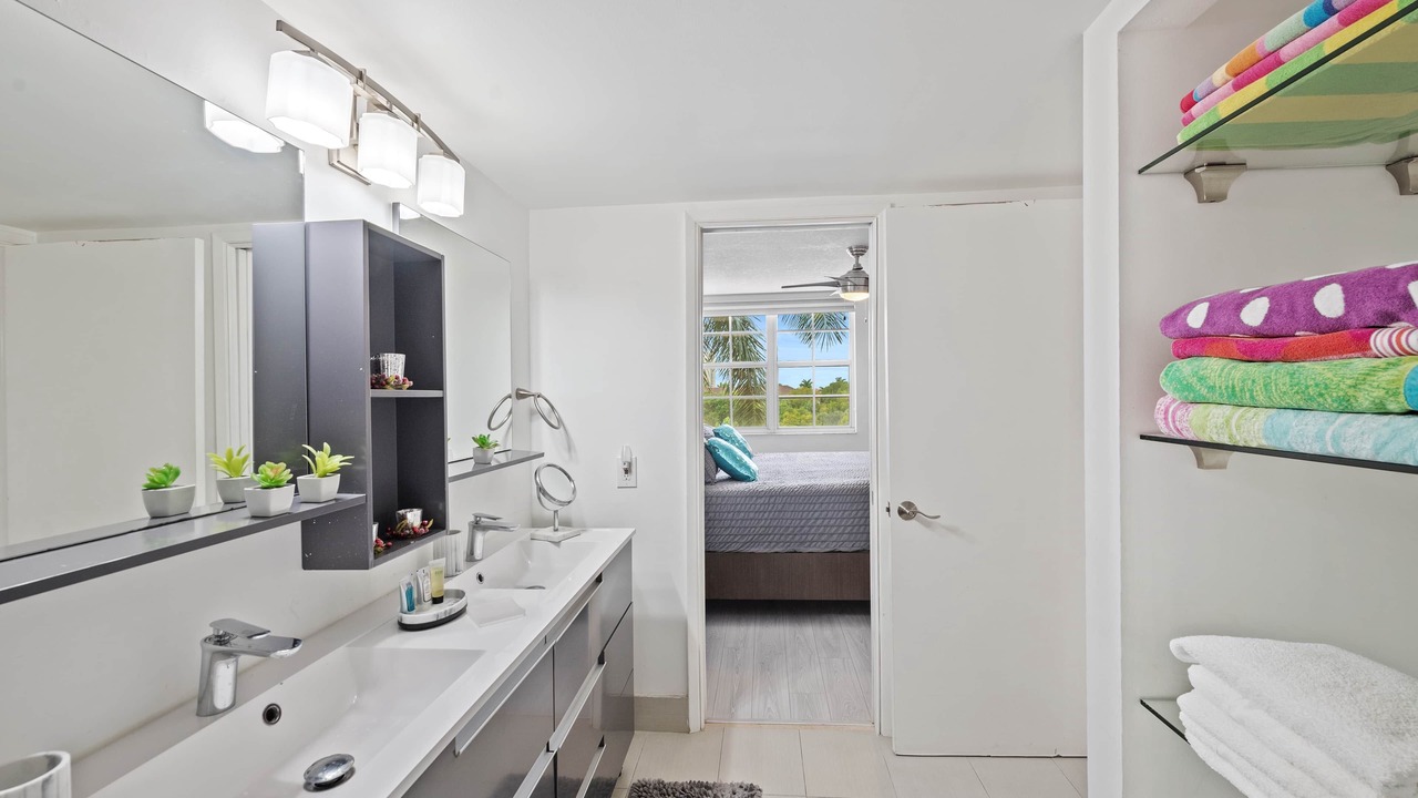 Photo of Bathroom in Aventura