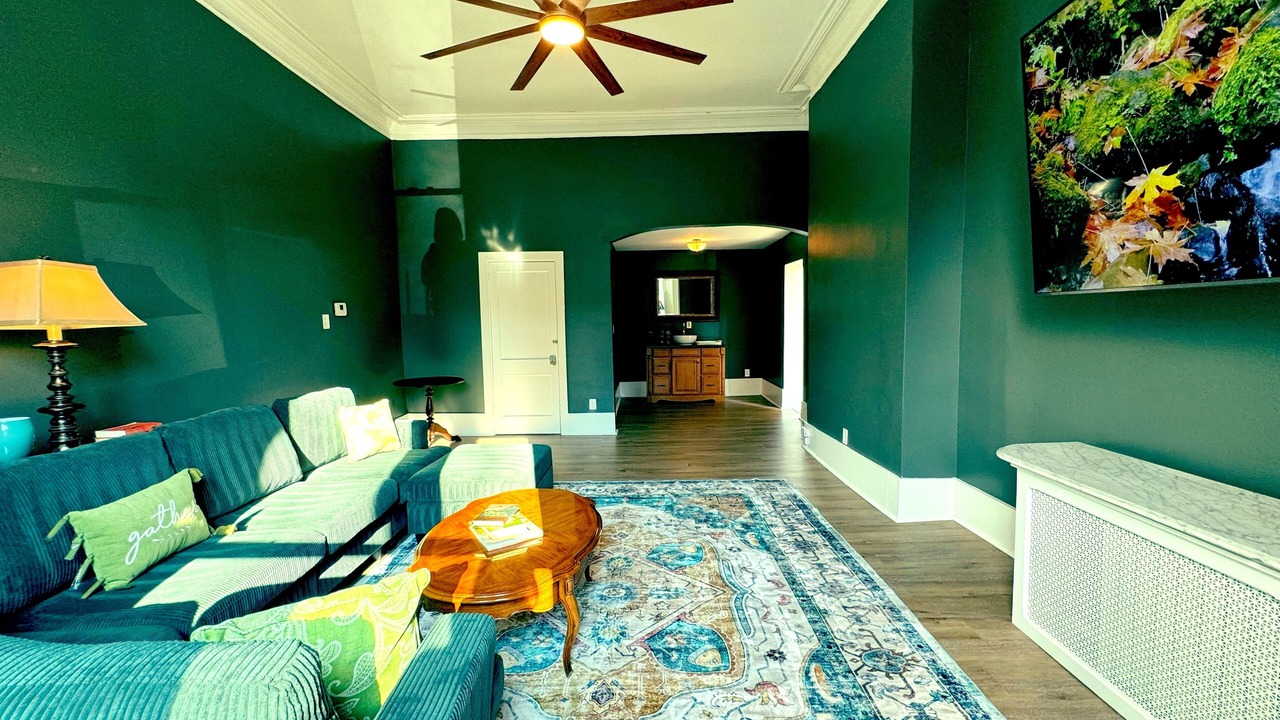 Photo of Bedroom in Allegheny-West