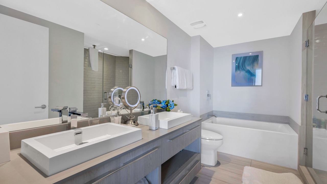 Photo of Bathroom in Hollywood South Central Beach