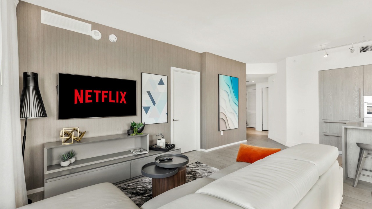 Photo of Livingroom in Hollywood South Central Beach