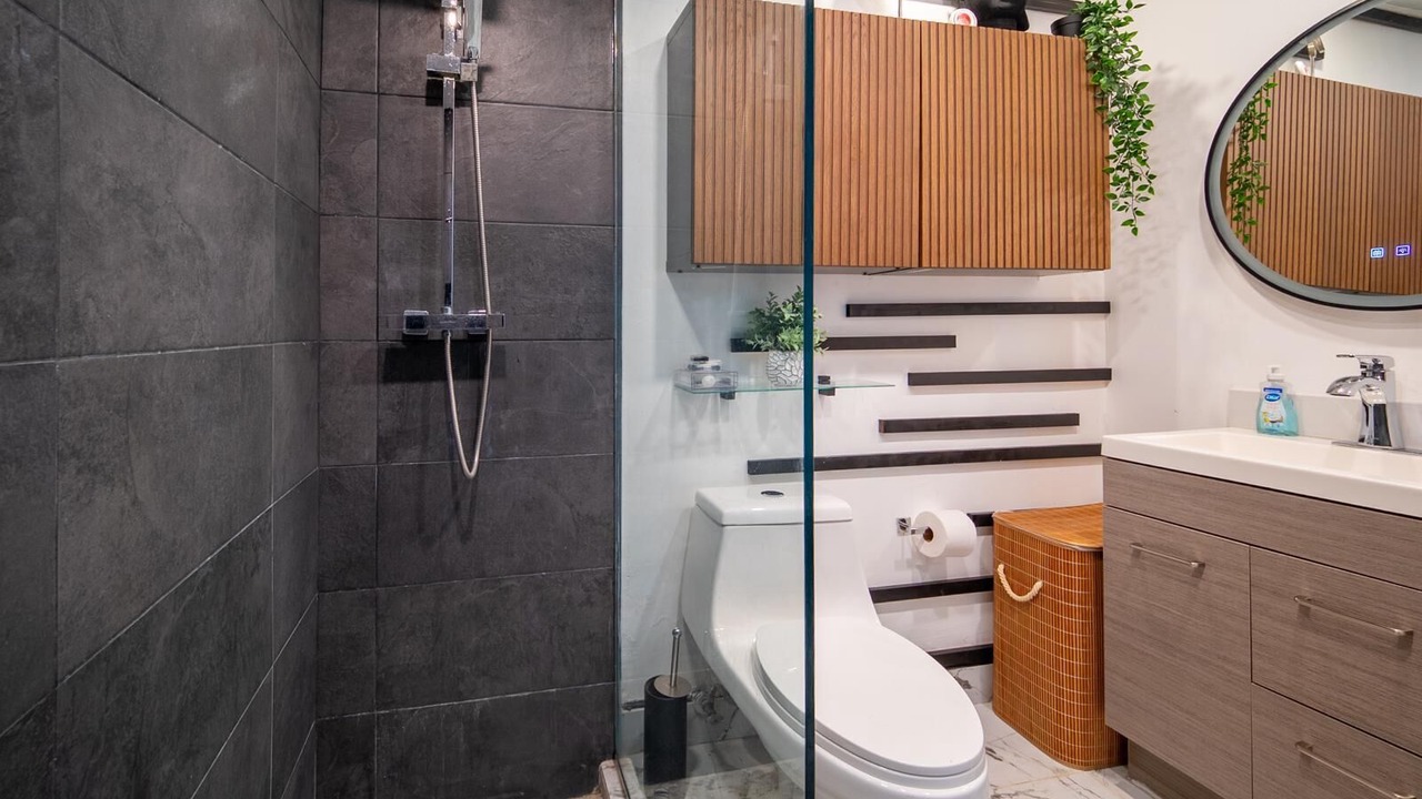Photo of Bathroom in Highland Garden