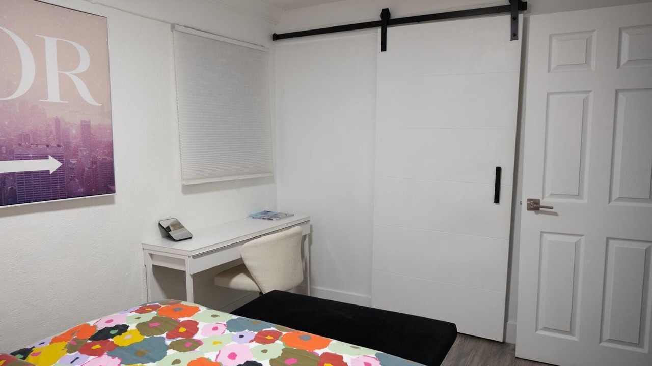 Photo of Bedroom in Highland Garden
