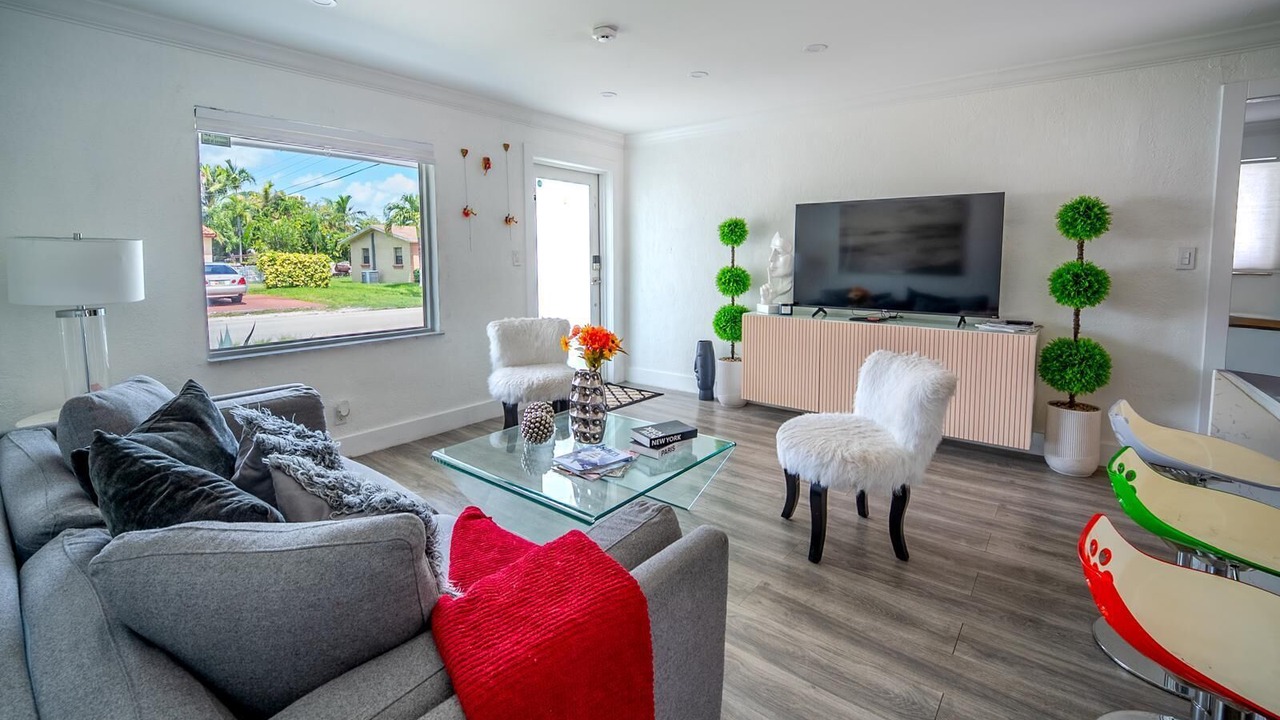 Photo of Livingroom in Highland Garden