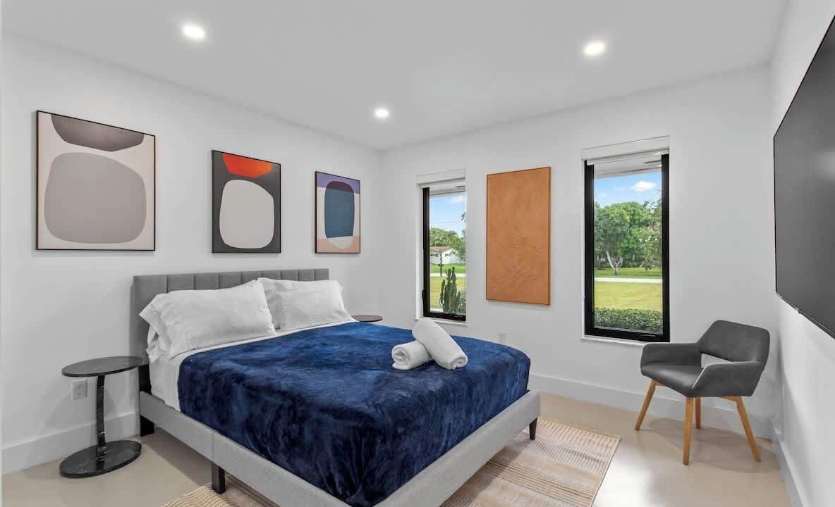 Photo of Bedroom in Davie