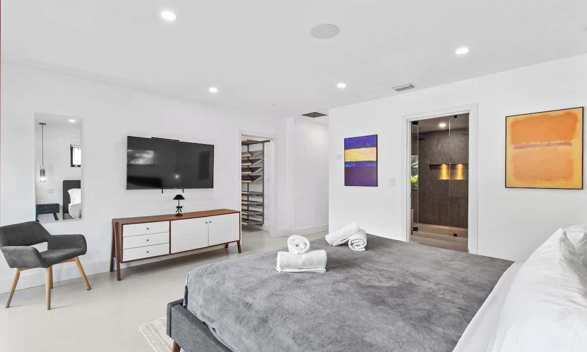 Photo of Bedroom in Davie