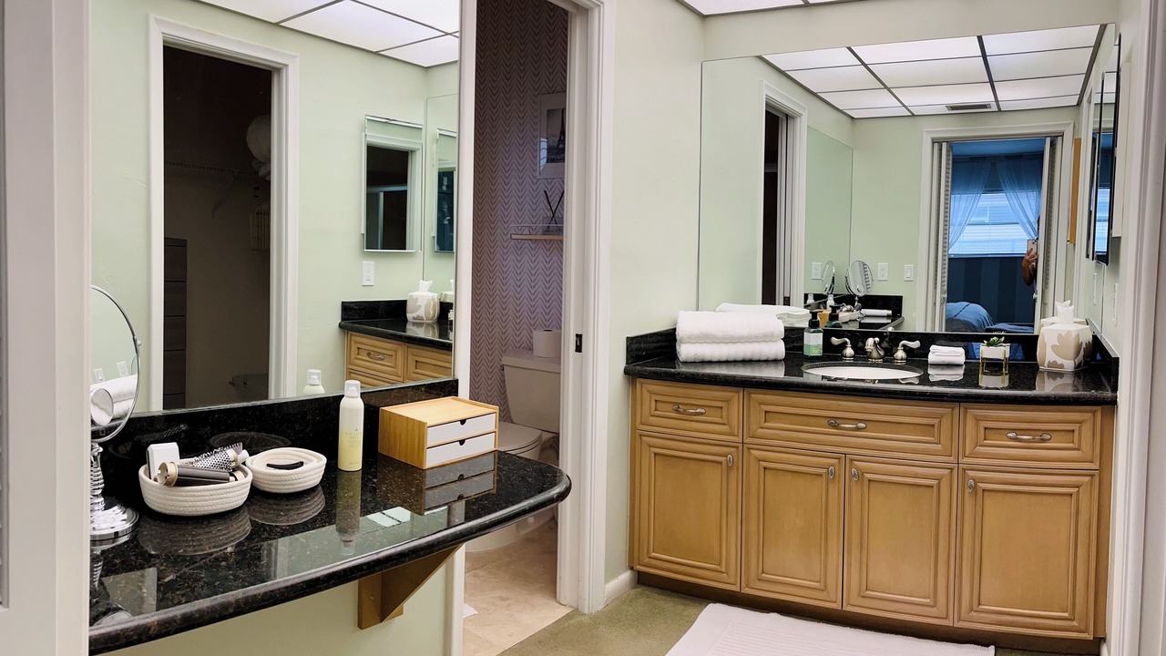 Photo of Bathroom in Plantation