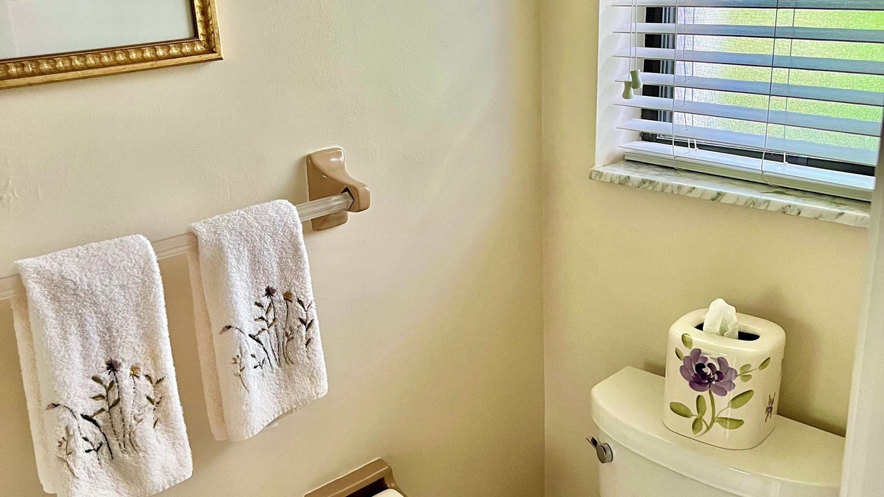 Photo of Bathroom in Plantation