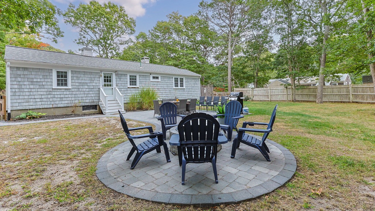 Photo of Patio Balcony in South Yarmouth