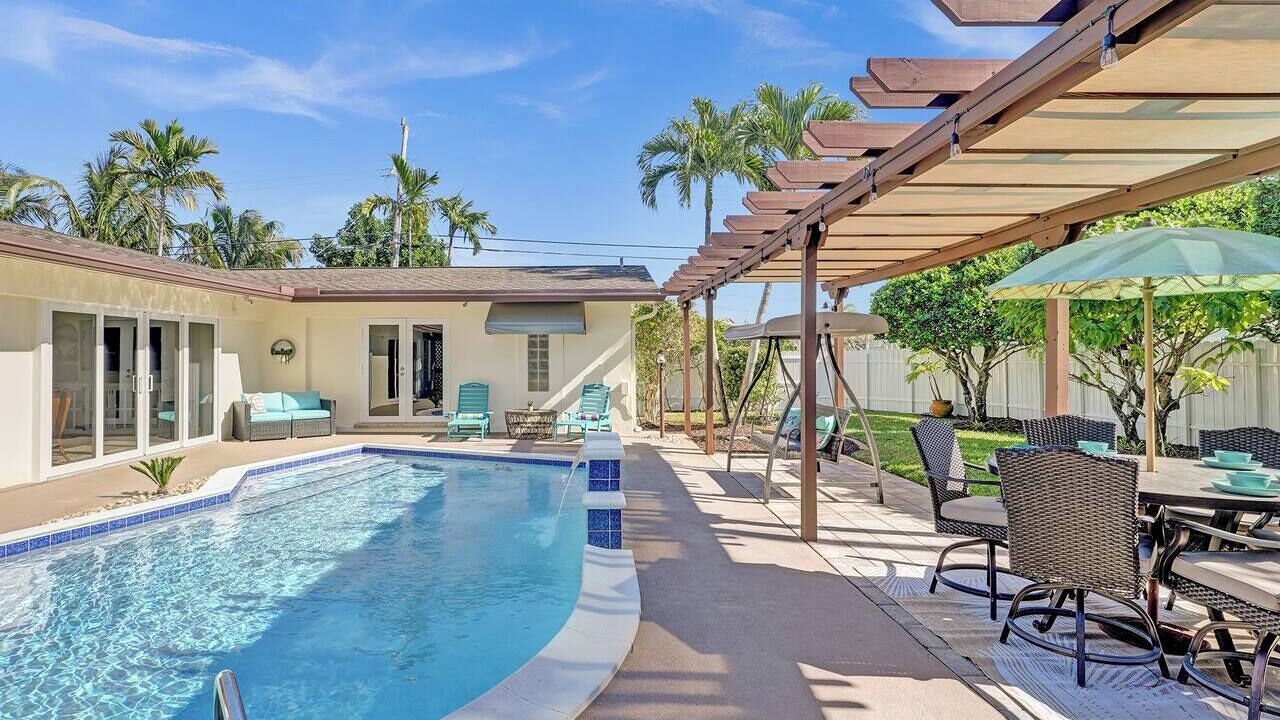 Photo of Outdoor in Hollywood Hills